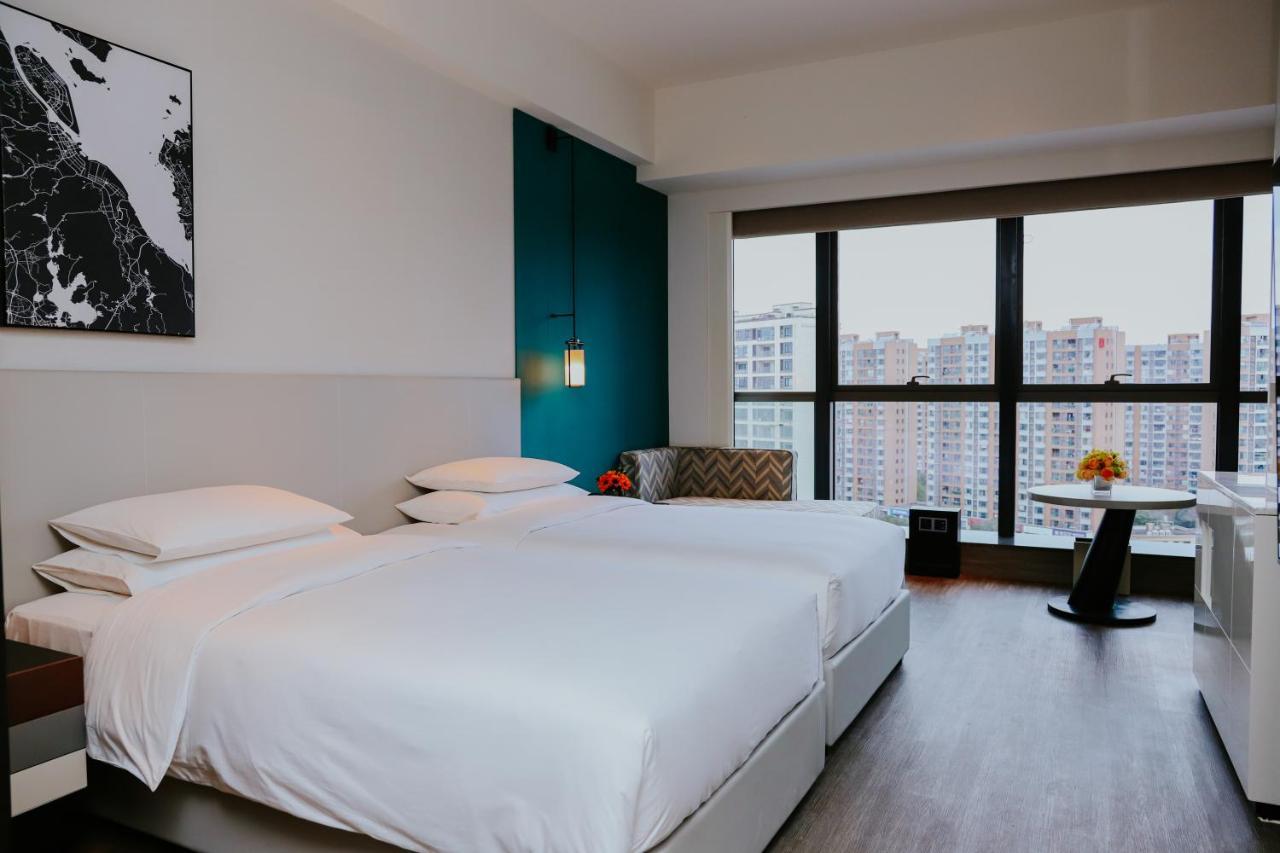 Hyatt Centric Lakeside Ningbo Exterior photo