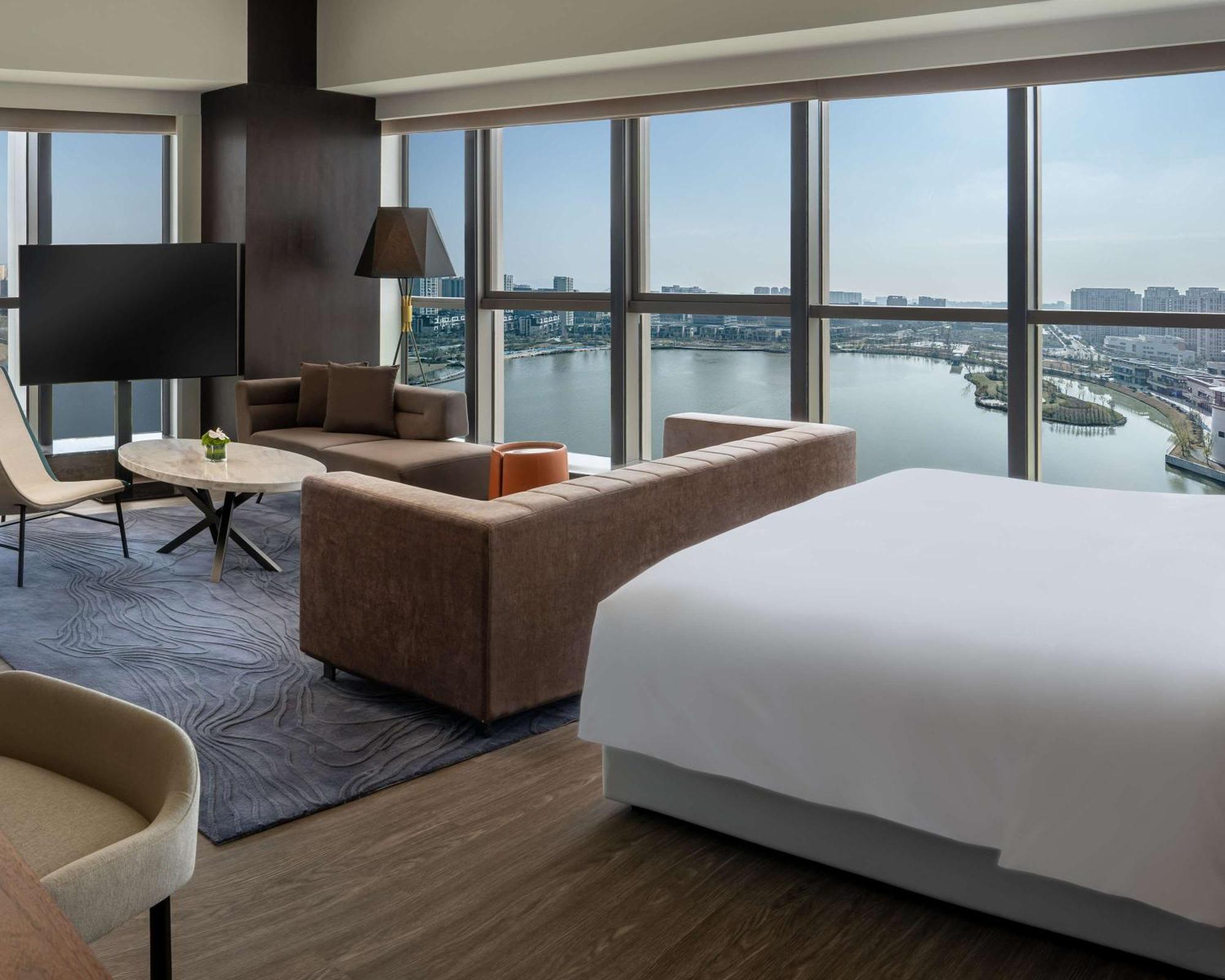 Hyatt Centric Lakeside Ningbo Exterior photo