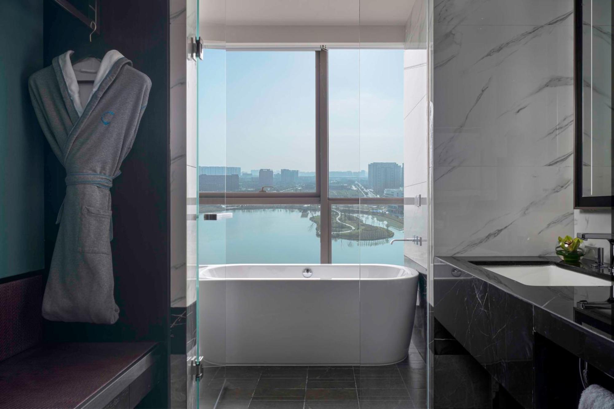 Hyatt Centric Lakeside Ningbo Exterior photo